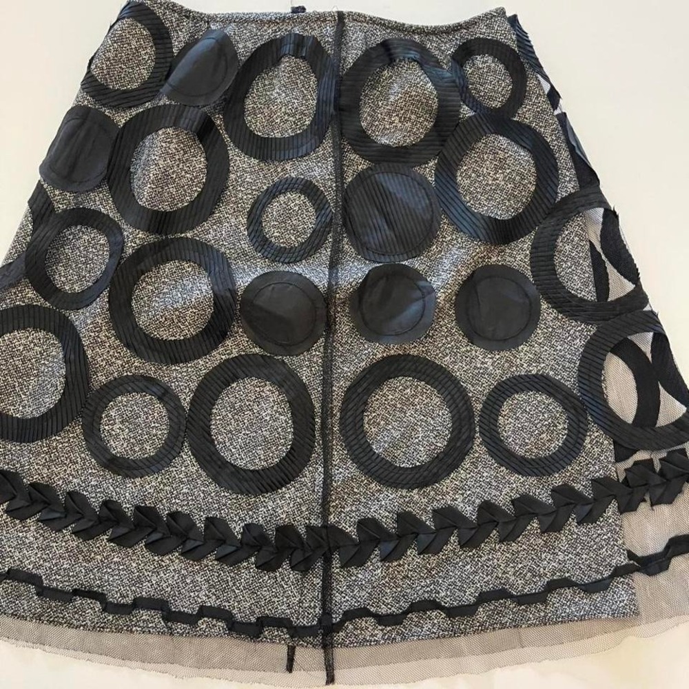 Maggy London black/whiteand geometric fun skirt #gothfashion #retro Tooleskirt